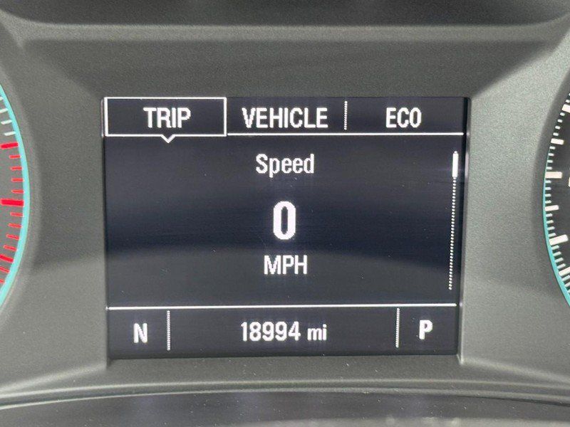 Used 2024 Chevrolet Malibu LT FWD image 18