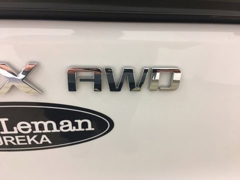 Used 2024 Chevrolet Equinox EV LT image 14