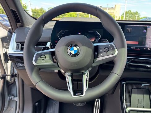 New 2026 BMW X2 xDrive28i w/ Technology Package AWD/4WD image 22
