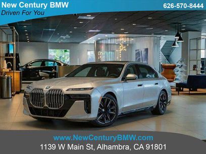 New 2025 BMW 750e xDrive w/ Premium Package