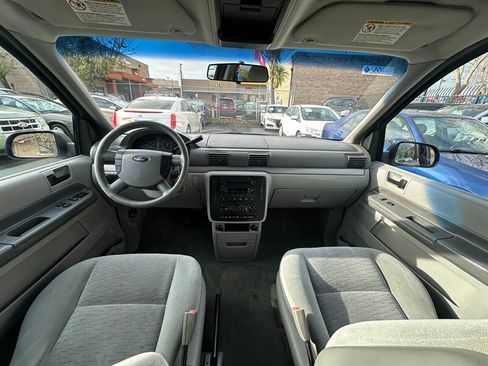 Used 2004 Ford Freestar SE image 14