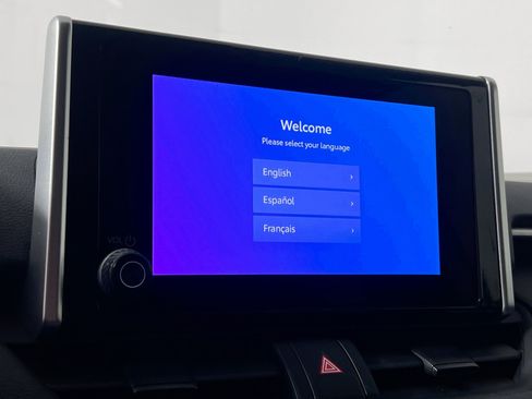 Used 2024 Toyota RAV4 XLE image 27