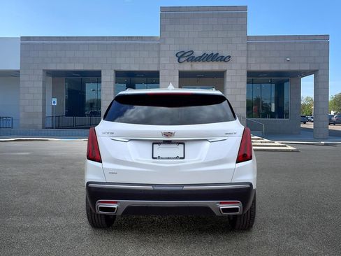 New 2026 Cadillac XT5 Premium Luxury w/ LPO, Floor Liner Package AWD/4WD image 5