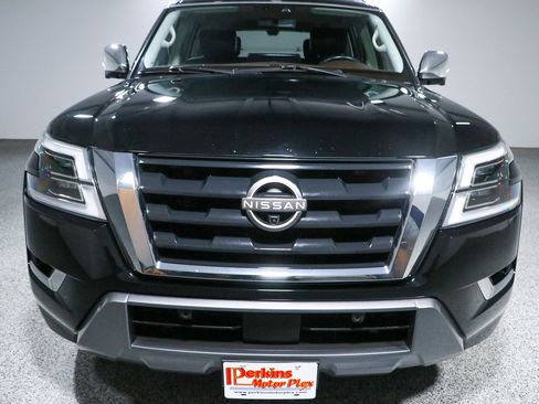 Used 2021 Nissan Armada Platinum w/ Captain's Chairs Package AWD/4WD image 4