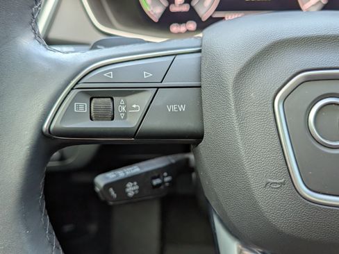 Used 2024 Audi Q5 e Premium Plus AWD/4WD image 23