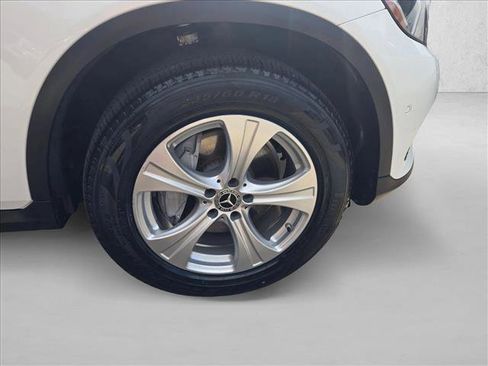 Certified 2018 Mercedes-Benz GLC 300 4MATIC image 22