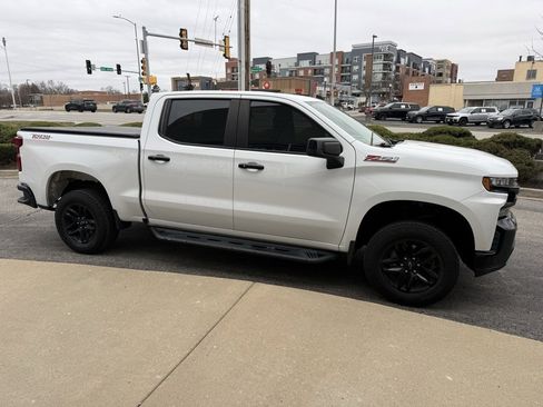 Used 2020 Chevrolet Silverado 1500 LT Trail Boss image 4
