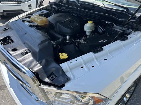 Used 2015 RAM 1500 Laramie AWD/4WD image 22