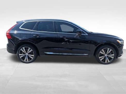 Used 2022 Volvo XC60 B6 Inscription w/ Advanced Package AWD/4WD image 4