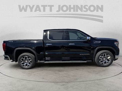 New 2026 GMC Sierra 1500 SLT w/ SLT Premium Package AWD/4WD image 6
