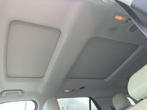 Used 2016 Ford Explorer Platinum AWD/4WD image 27