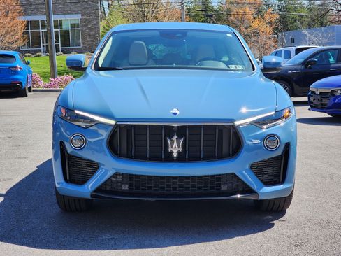 Used 2022 Maserati Levante Modena AWD/4WD image 6