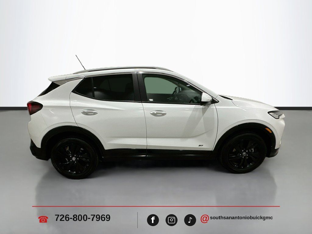 Used 2026 Buick Encore GX Sport Touring w/ Advanced Technology Package FWD image 9