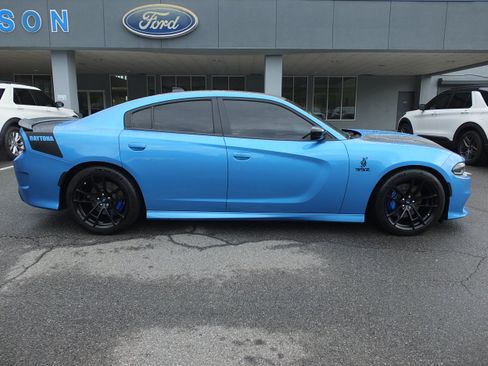 Used 2023 Dodge Charger Scat Pack w/ Daytona Edition Group RWD image 2