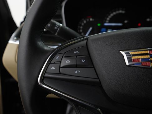 Used 2019 Cadillac XT5 AWD image 26