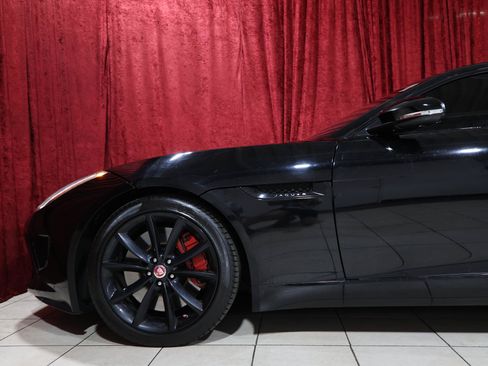 Used 2017 Jaguar F-TYPE S RWD image 5