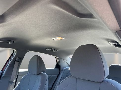 Certified 2023 Hyundai Elantra SEL FWD image 8