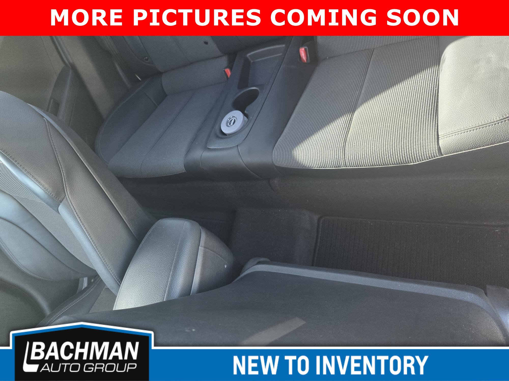 Used 2015 Hyundai Veloster w/ Option Group 03 FWD image 9