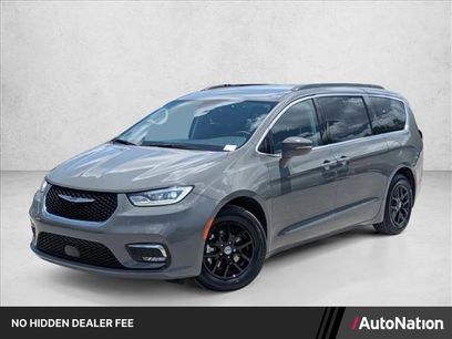 Used 2022 Chrysler Pacifica Touring-L