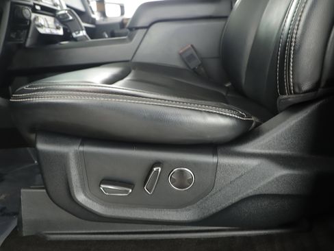 Used 2018 Ford F150 Lariat w/ Equipment Group 501A Mid image 11