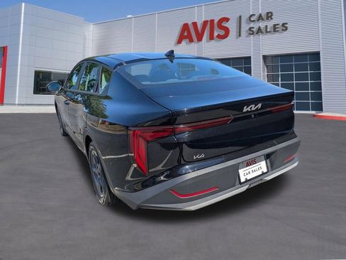Used 2025 Kia K4 FWD image 9