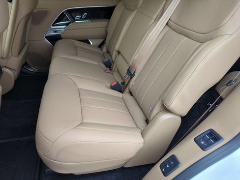 New 2027 Land Rover Range Rover Long Wheelbase SE AWD/4WD image 15