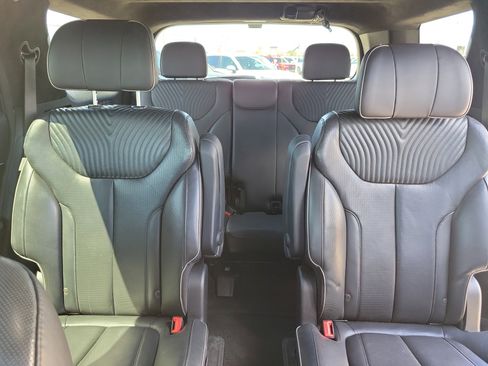 Used 2024 Hyundai Palisade Calligraphy image 19