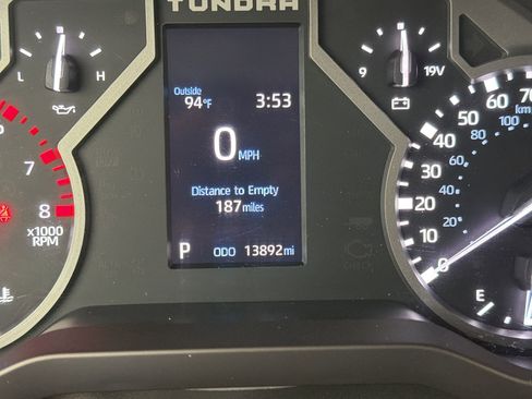 Used 2023 Toyota Tundra Limited w/ Power Package AWD/4WD image 18