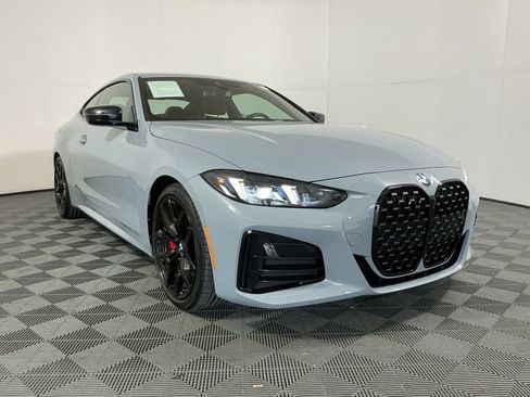 Certified 2025 BMW 430i Coupe w/ M Sport Package RWD image 4