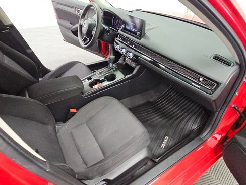 Used 2024 Honda Civic LX image 32