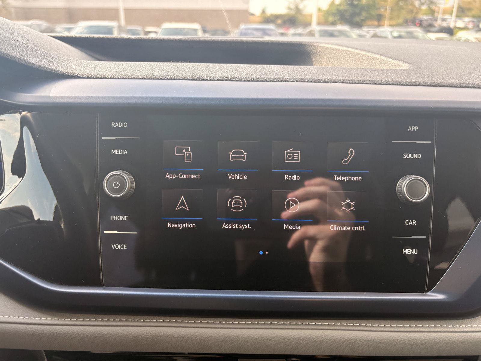 Certified 2024 Volkswagen Taos SE AWD/4WD image 19