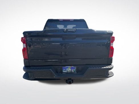 Used 2024 Chevrolet Silverado 1500 Custom w/ Turbomax Blackout Package image 7