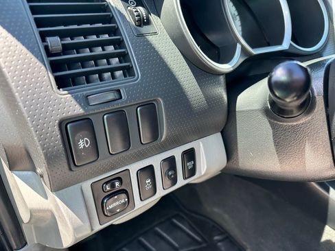 Used 2015 Toyota Tacoma 4x4 Double Cab w/ SR5 Package image 19