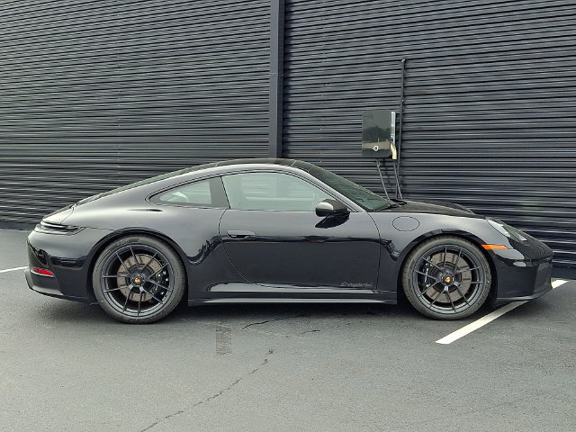 Certified 2026 Porsche 911 Carrera GTS RWD image 8