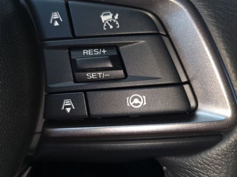 Used 2025 Subaru Ascent Premium AWD/4WD image 23