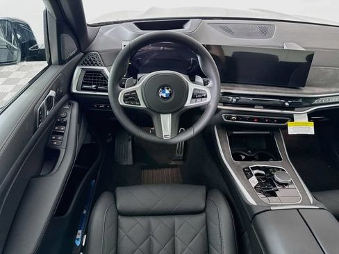 New 2026 BMW X5 xDrive40i w/ M Sport Package AWD/4WD image 24