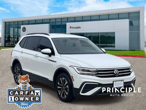 Used 2023 Volkswagen Tiguan S FWD image 3