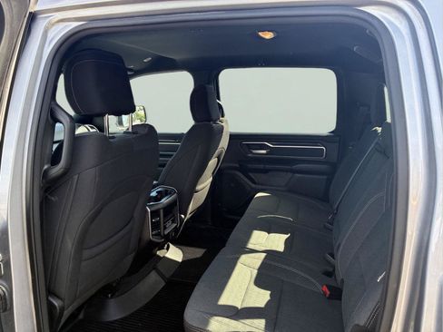 Used 2022 RAM 1500 Big Horn AWD/4WD image 12