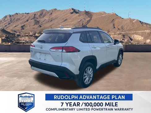 Used 2024 Toyota Corolla Cross LE image 6