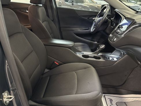 Used 2021 Chevrolet Malibu LT w/ Sport Edition image 15