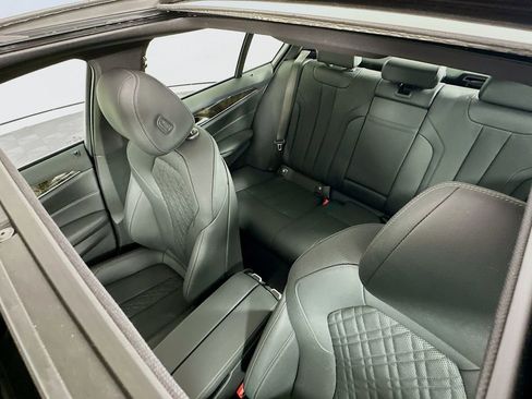 Certified 2023 BMW 530e xDrive w/ M Sport Package image 22