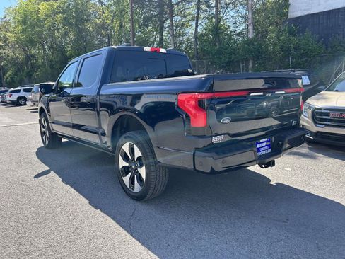 Used 2023 Ford F150 Lightning Platinum image 5