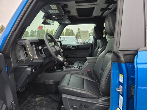 New 2025 Ford Bronco Badlands image 28