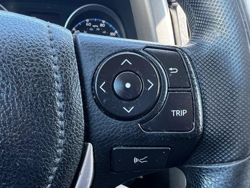 Used 2018 Toyota RAV4 LE w/ All Weather Liner Package AWD/4WD image 18