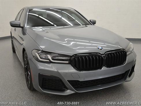 Used 2023 BMW 530i w/ M Sport Package image 5