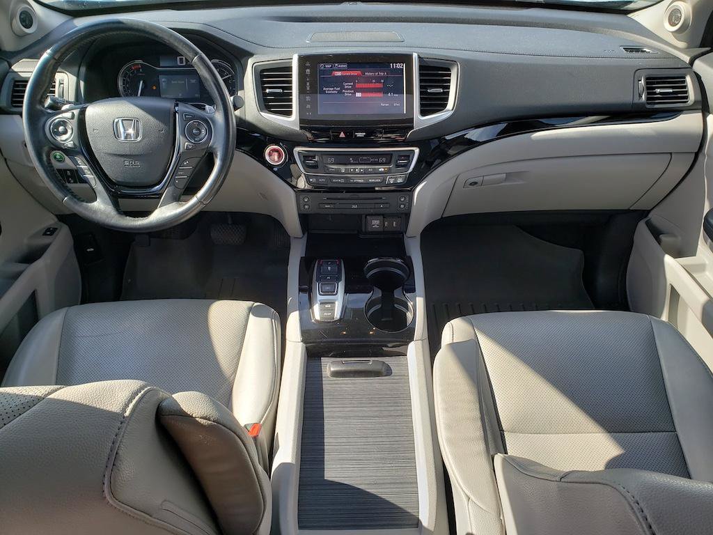 Used 2017 Honda Pilot Elite image 13