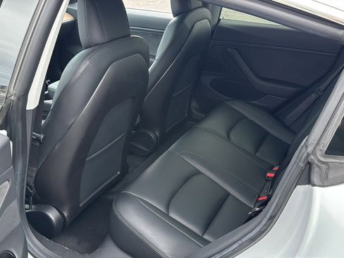 Used 2019 Tesla Model 3 Long Range image 19