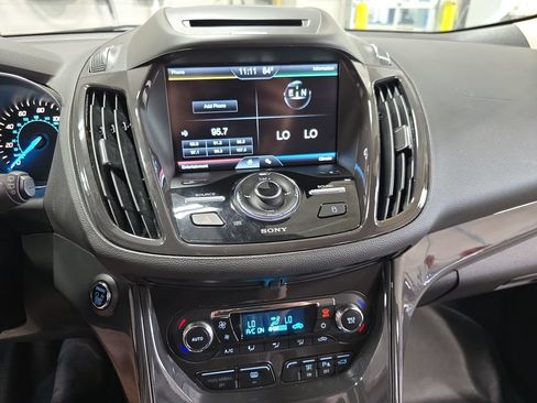 Used 2014 Ford Escape Titanium w/ Equipment Group 401A AWD/4WD image 20