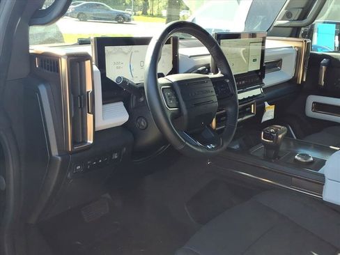 Used 2025 GMC Hummer EV 2X image 10