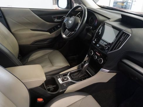 Used 2020 Subaru Forester Limited image 23